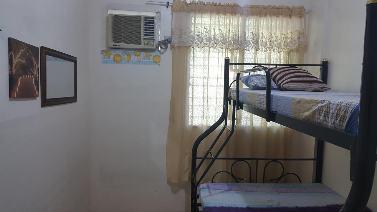 Happy To Mingle Airport Hostel Manila Paranaque City Buitenkant foto